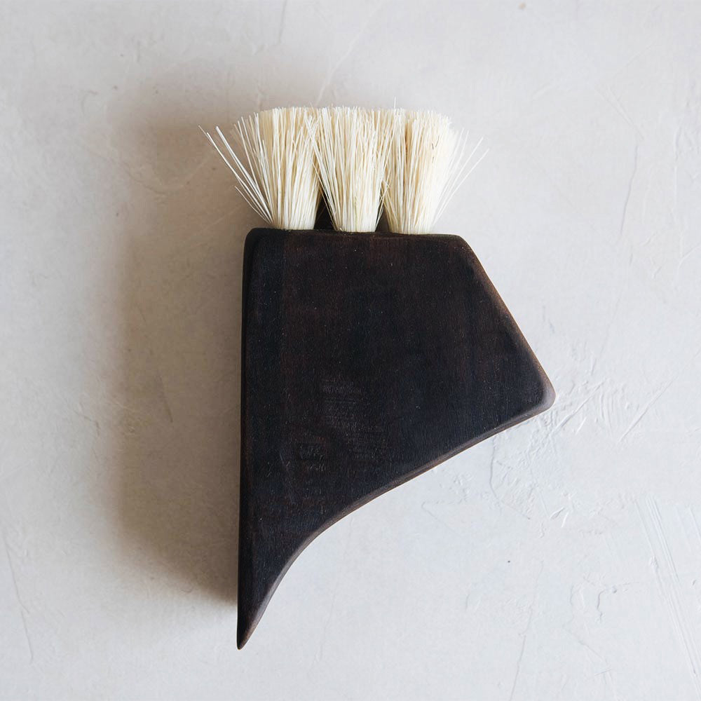 Large Wooden Counter Brush No. MT0968
