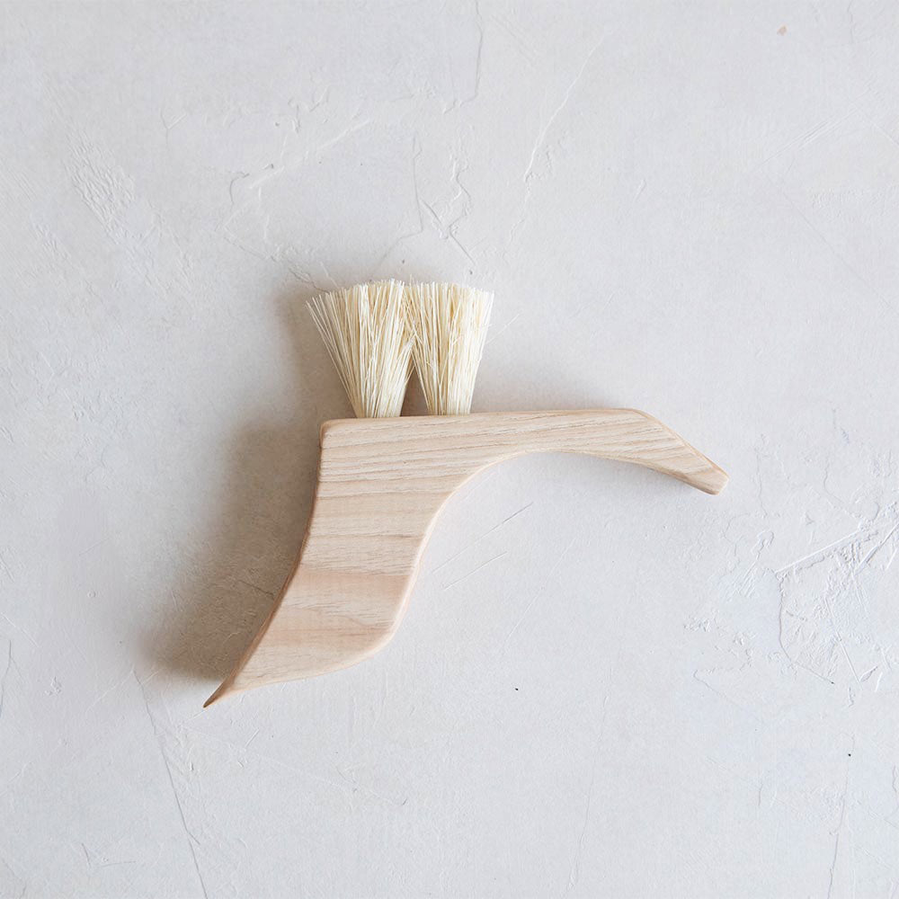 Small Wooden Counter Brush No. MT0987