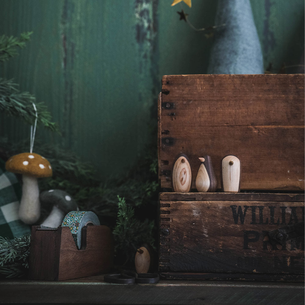 Wooden Holiday Penguin Set