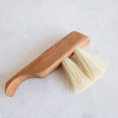 Small Wooden Counter Brush No. MT0959