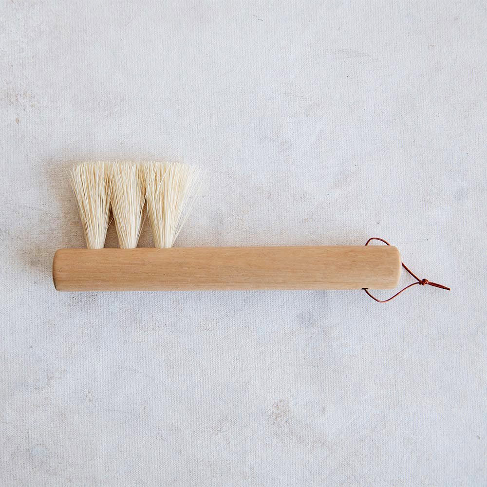 Small Wooden Counter Brush No. MT0960