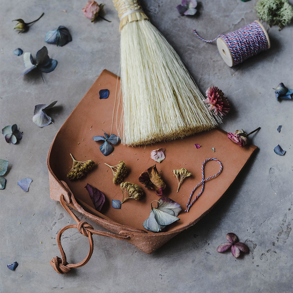 Leather Dustpan - Brown