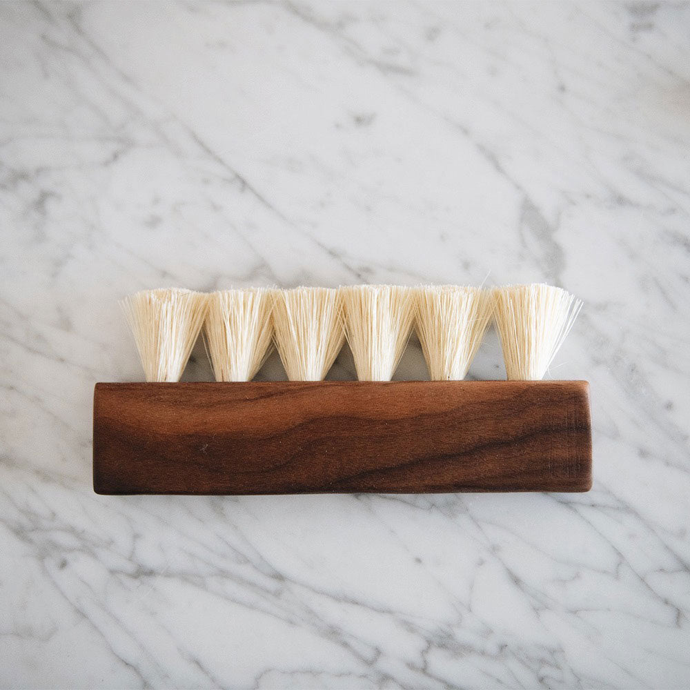 Large Wooden Counter Brush No. MT0931