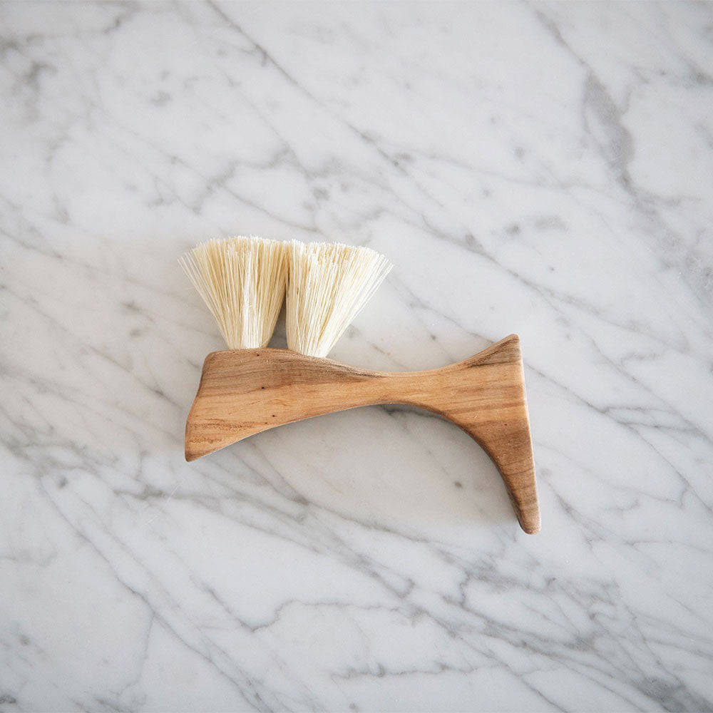 Small Wooden Counter Brush No. MT0939